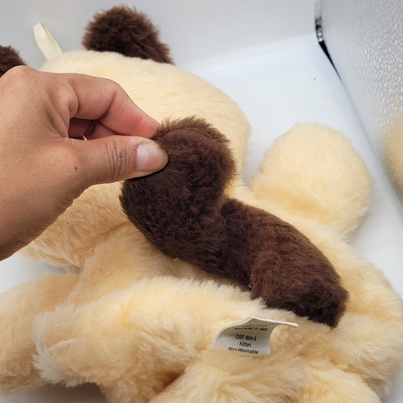 Vintage Hallmark Cards From 1993 Plush Stocking Stuffable Cream/Brown Soft Dog - Picture 8 of 13